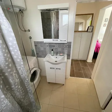 Gacic- 公寓 Šabac